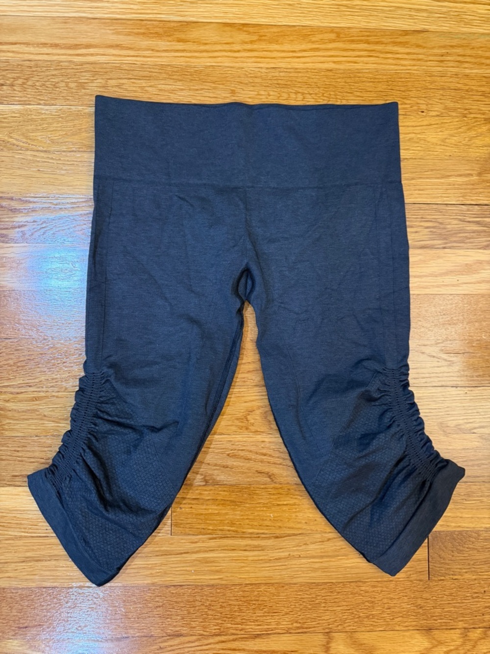 Lululemon In The Flow Crop II Heathered Deep Coal - Size 10